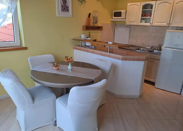Gordana - Two Bedroom With Balcony And Sea View Rab Town