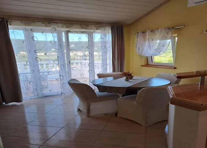 Daire Gordana - Two Bedroom With Balcony And Sea View *