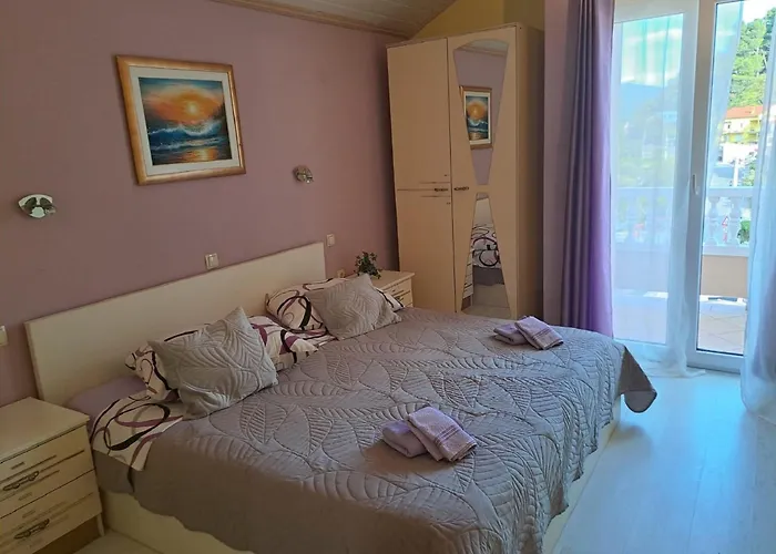 Gordana - Two Bedroom With Balcony And Sea View Daire Rab Town